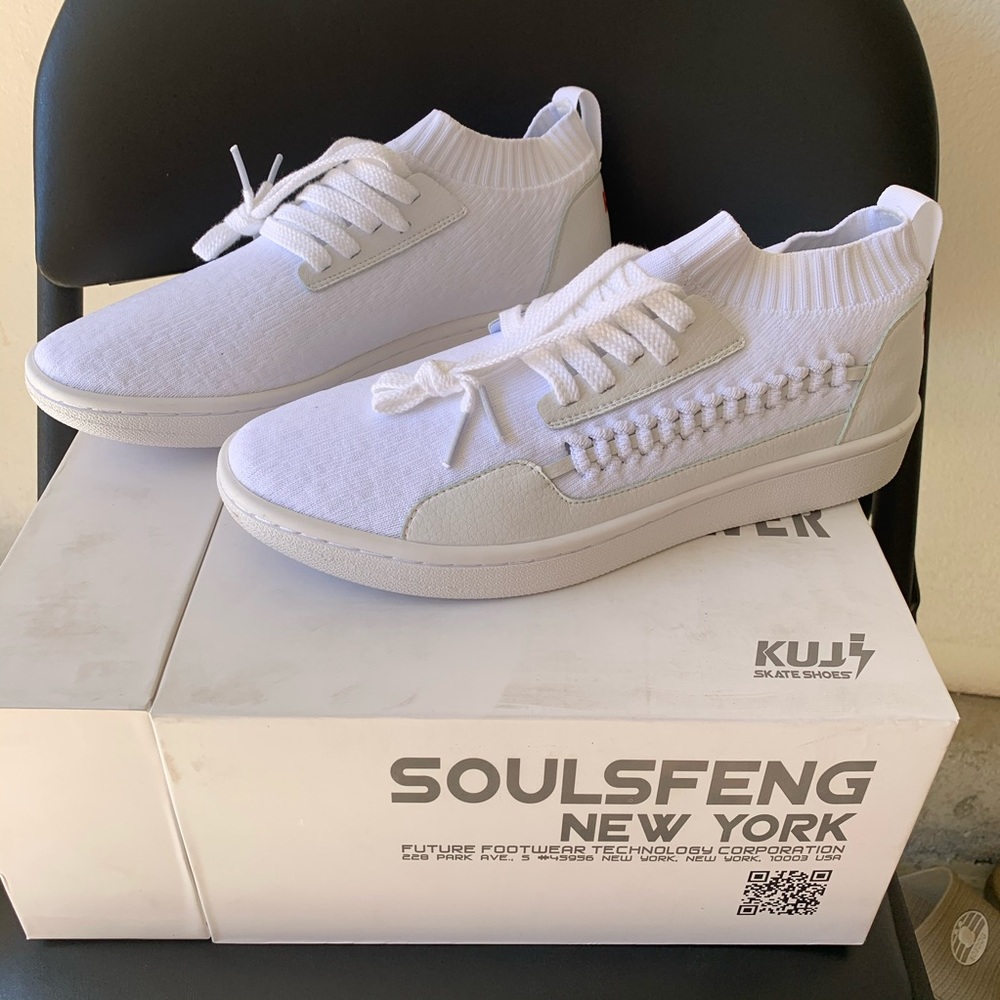 White Lightweight Lace-up Sneakers with Woven